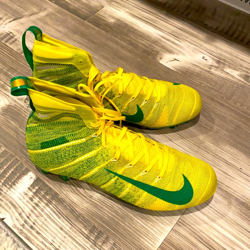 Oregon Ducks Nike Vapor Cleats
